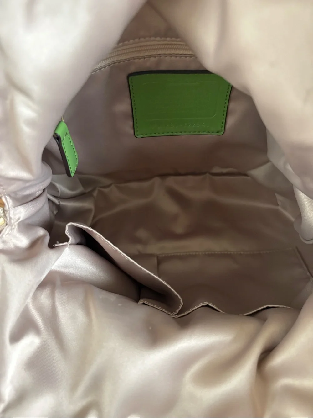 ππCOACH POPPY DAISY SIGNATURE KHAKI JACQUARD & CHARTREUSE LEATHER BAG!ππ - Picture 10 of 10